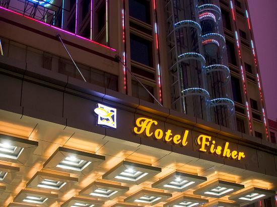 Hotel Fisher 3/23