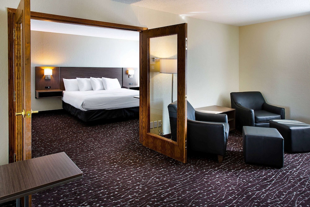 Days Inn & Conference Centre by Wyndham Prince Albert 22/57