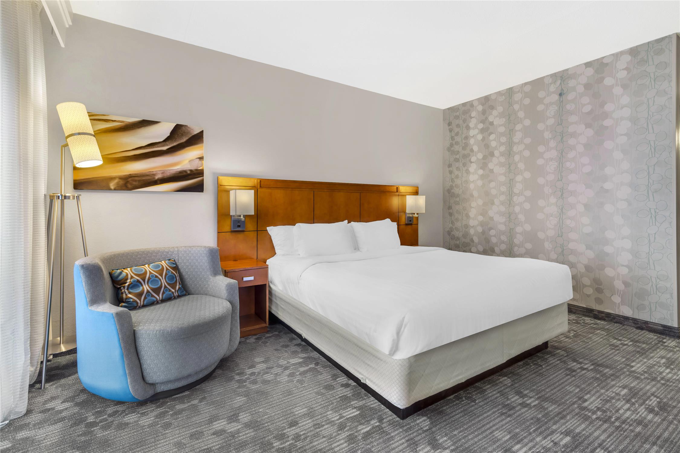 Deluxe, King Bed, Sofa