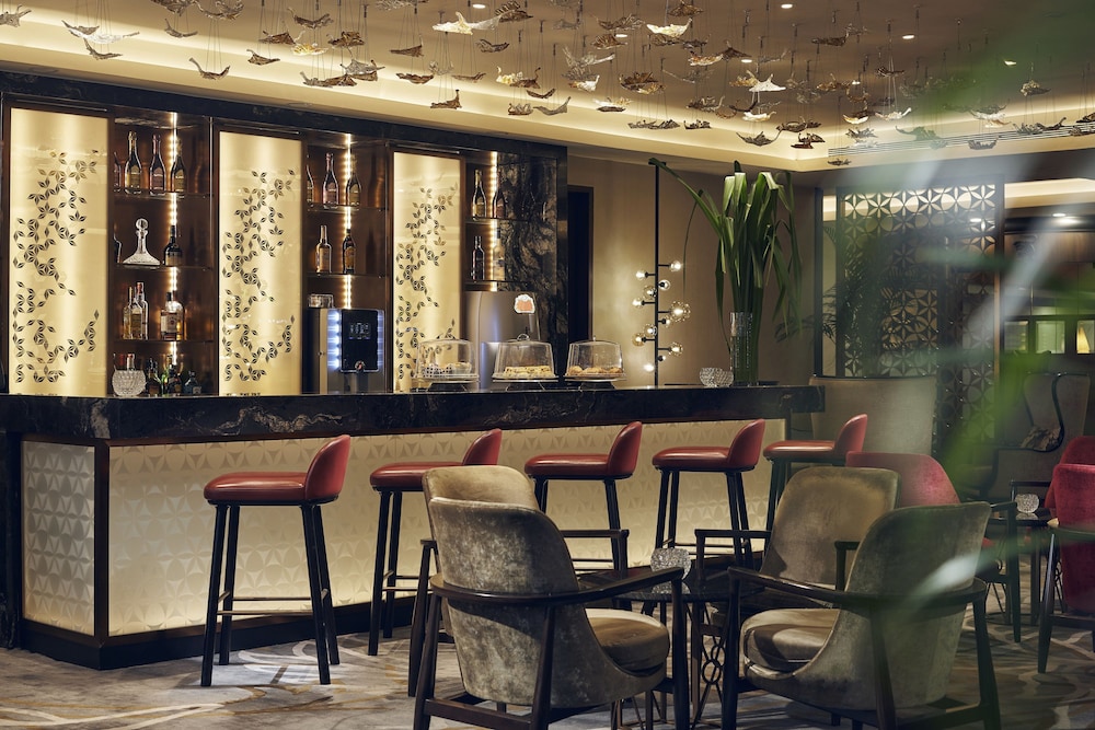 Orchard Rendezvous Hotel by Far East Hospitality 12/60