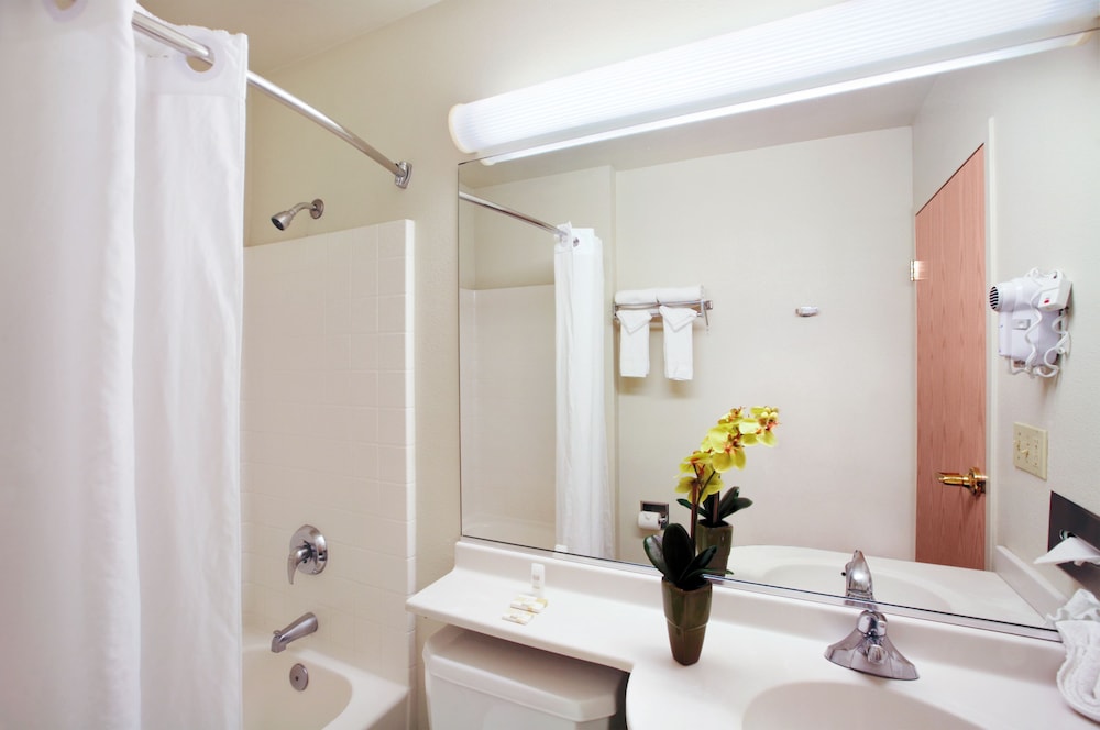 Microtel Inn And Suites Modesto Ceres 22/23