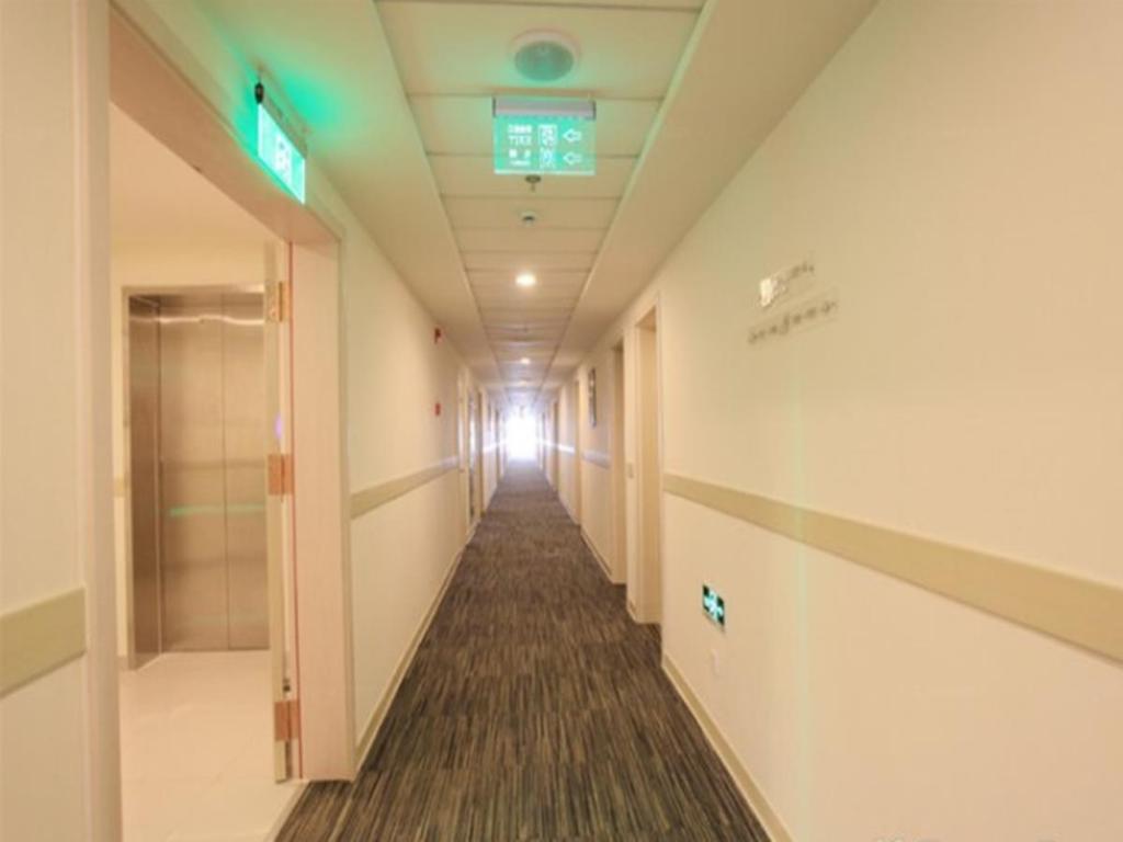 Jinjiang Inn (Wuxi Huishan District Government Wanda Plaza) 39/56