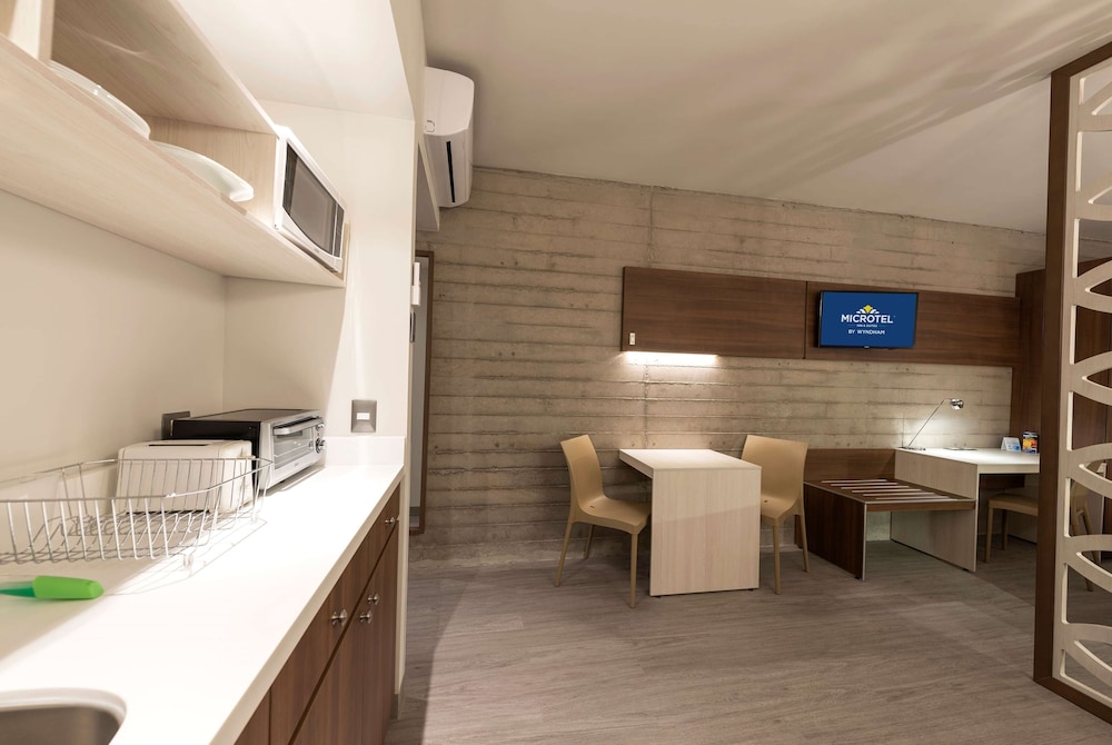 Microtel Inn Suites By Wyndham Guadalajara Sur 22/22