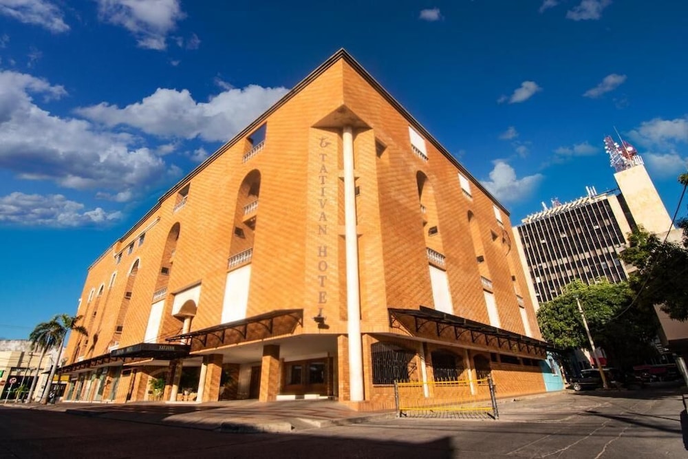 Tativan Hotel 2/32