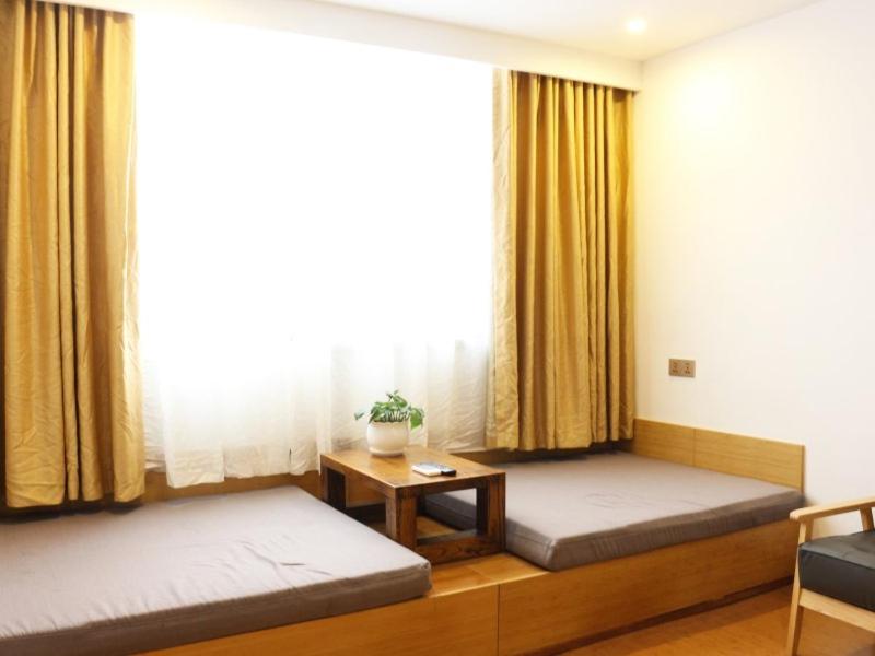 GreenTree Inn Henan Jiaozuo Mengzhou Huifeng Road Express Hotel 24/35