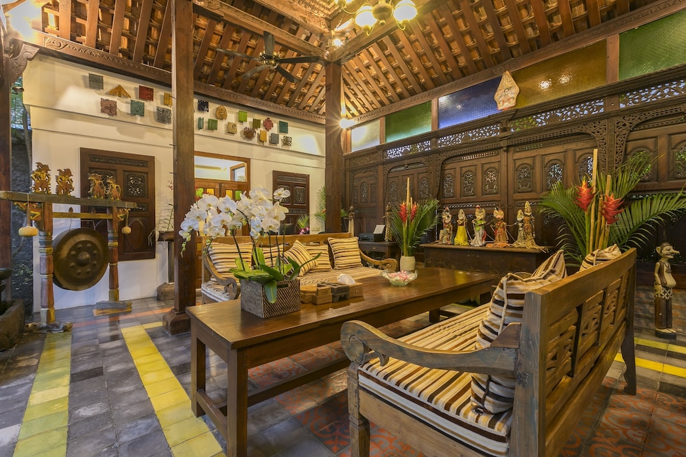 Villa Kampung Kecil 64/78