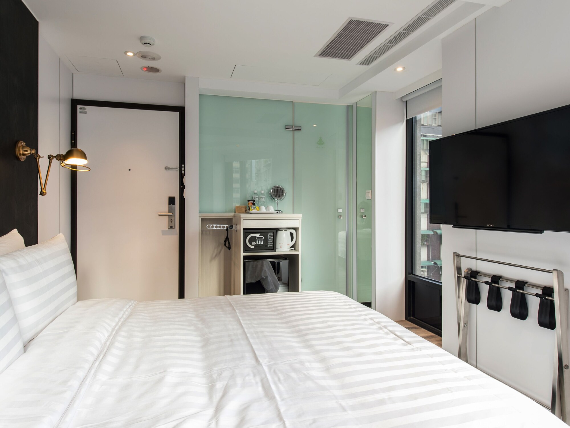 CLASSIC, DOUBLE BED