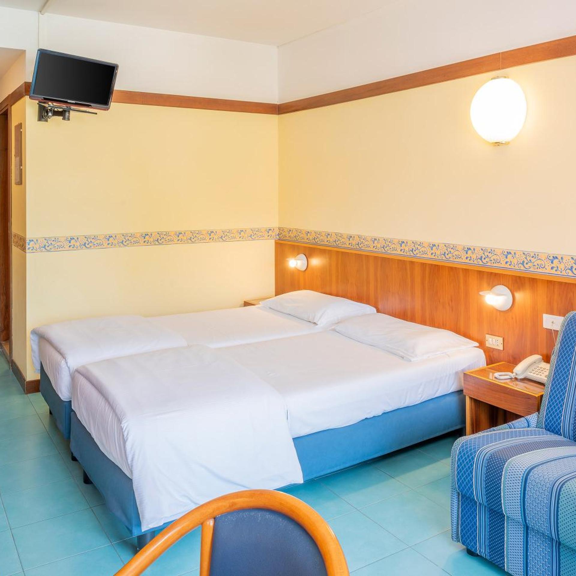 غرفة مزدوجة قياسية، Royal Hotel Garda 2/10