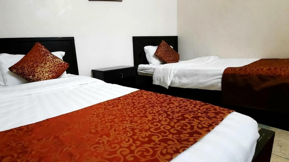 أجنحة ريحان الورود(Rihanat Al Worood Suites Khamis Mushait) 15/34