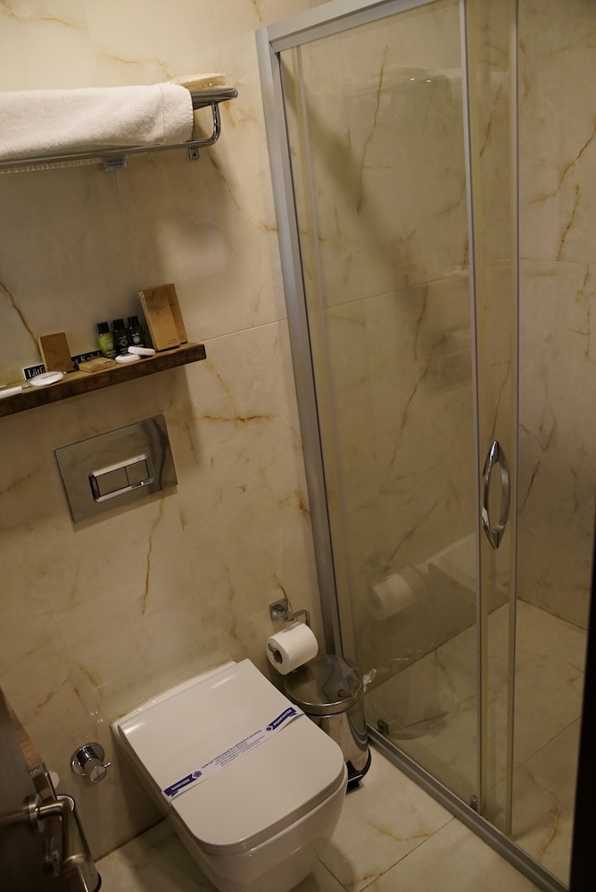 Room 23 Boutique Hotel 47/50