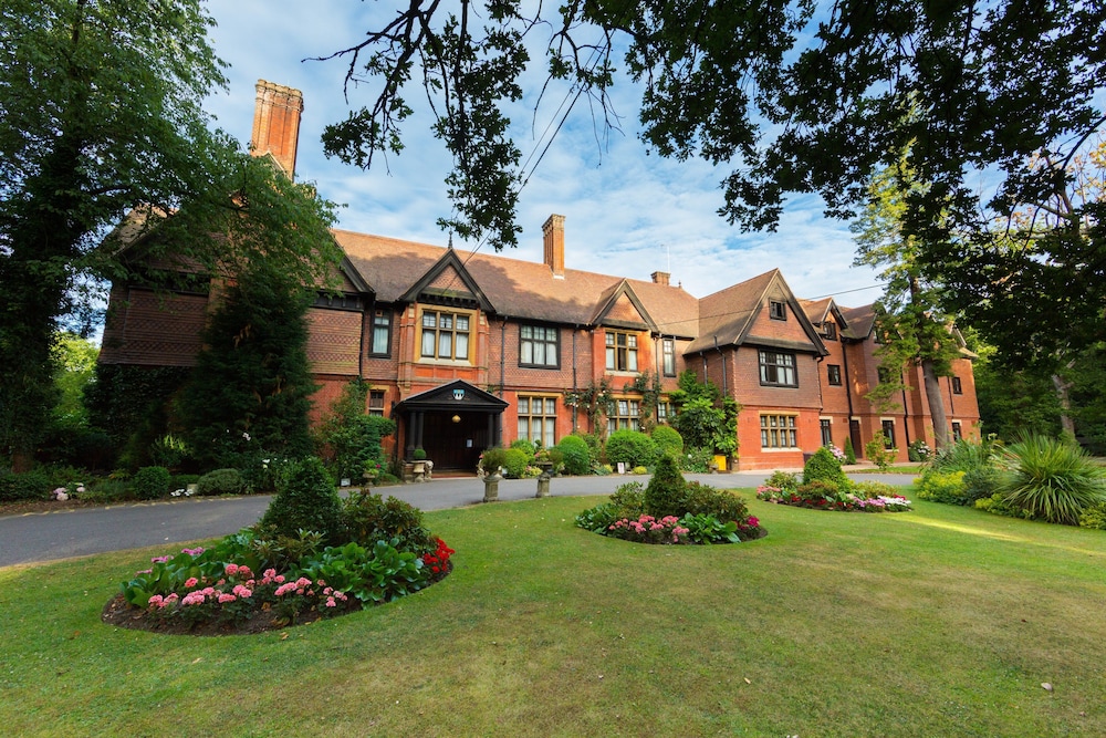 Stanhill Court Hotel 1/74