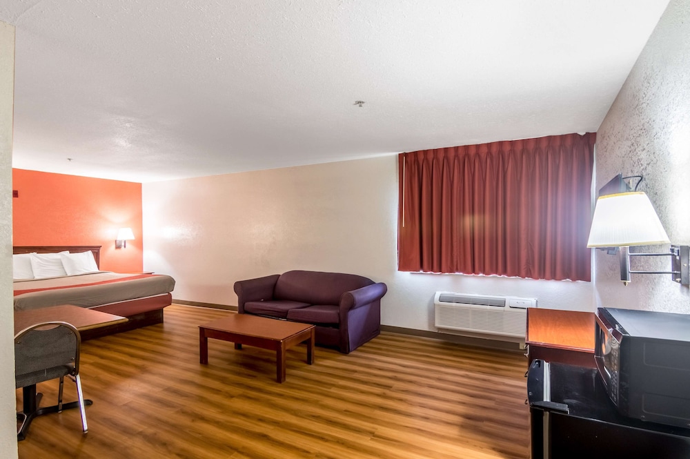 Motel6 Oklahoma City, OK 45/55