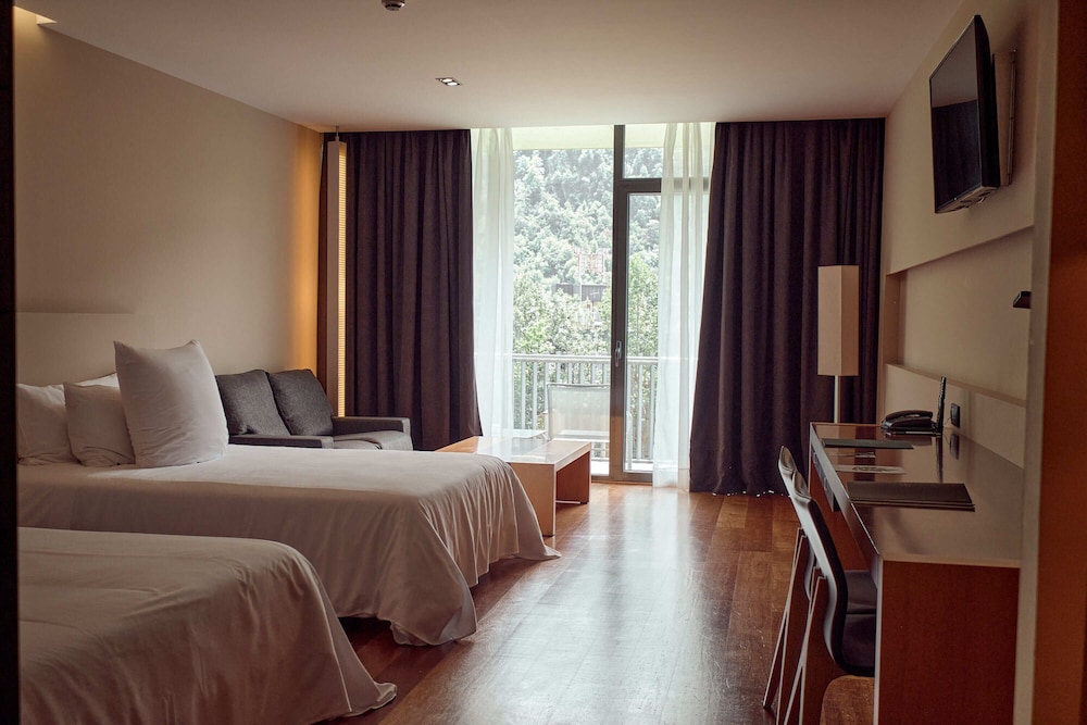 Park, Suite, Twin Beds