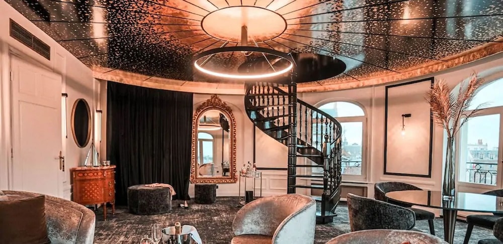 Hotel Carlton 44/70
