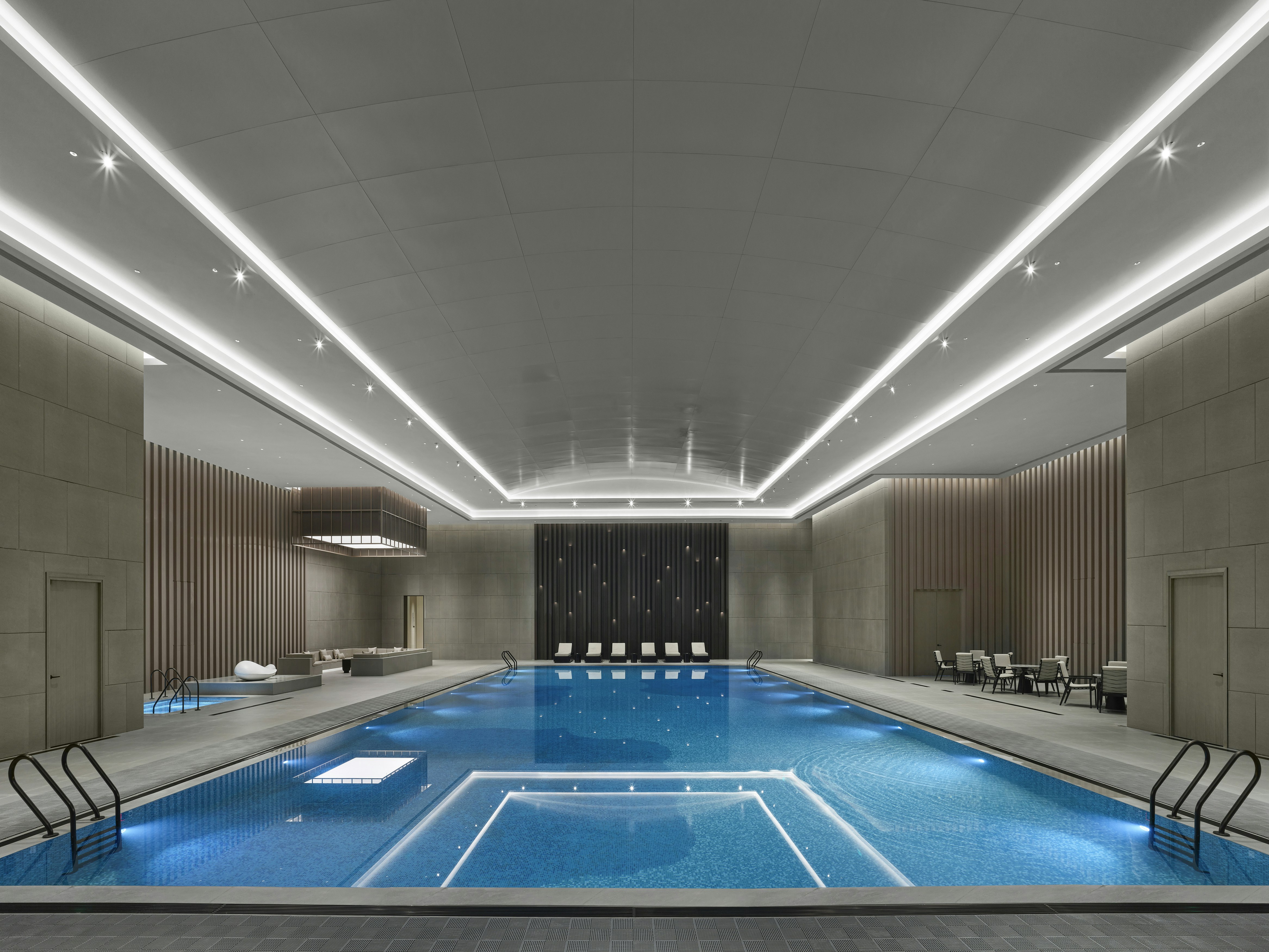 Hilton Zhuji 9/50