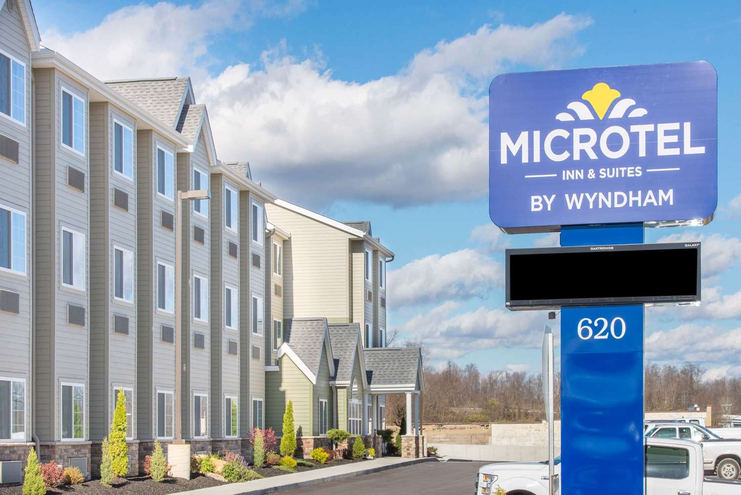 Microtel Inn And Suites By Wyndham Cadiz 22/24