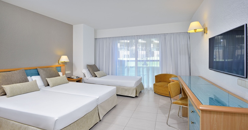 Sol Principe Hotel 30/76