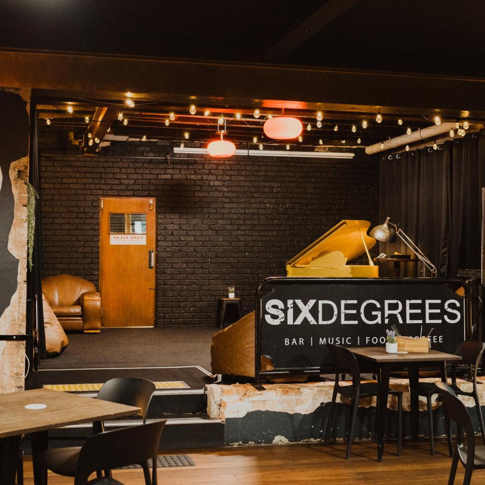 Six Degrees Boutique Hotel 4/67