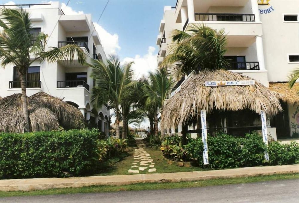 Plaza Real Resort 37/50