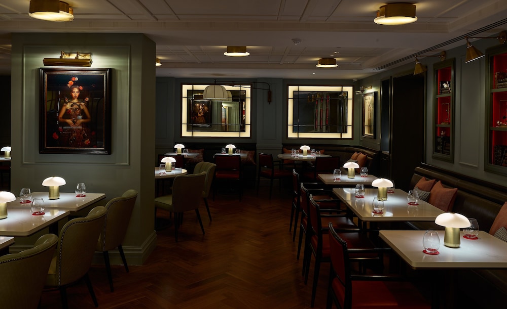 The Mayfair Townhouse – an Iconic Luxury Hotel 51/66