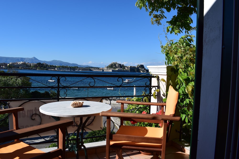 Garitsa bay Apartment 36/50