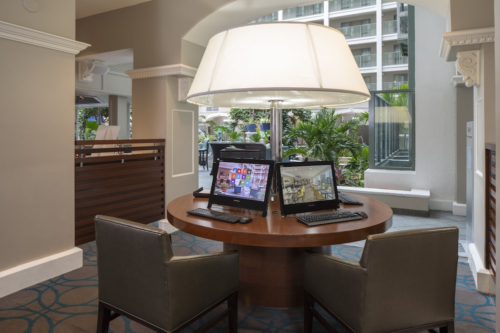Sheraton Suites Cypress Creek Hotel 26/46