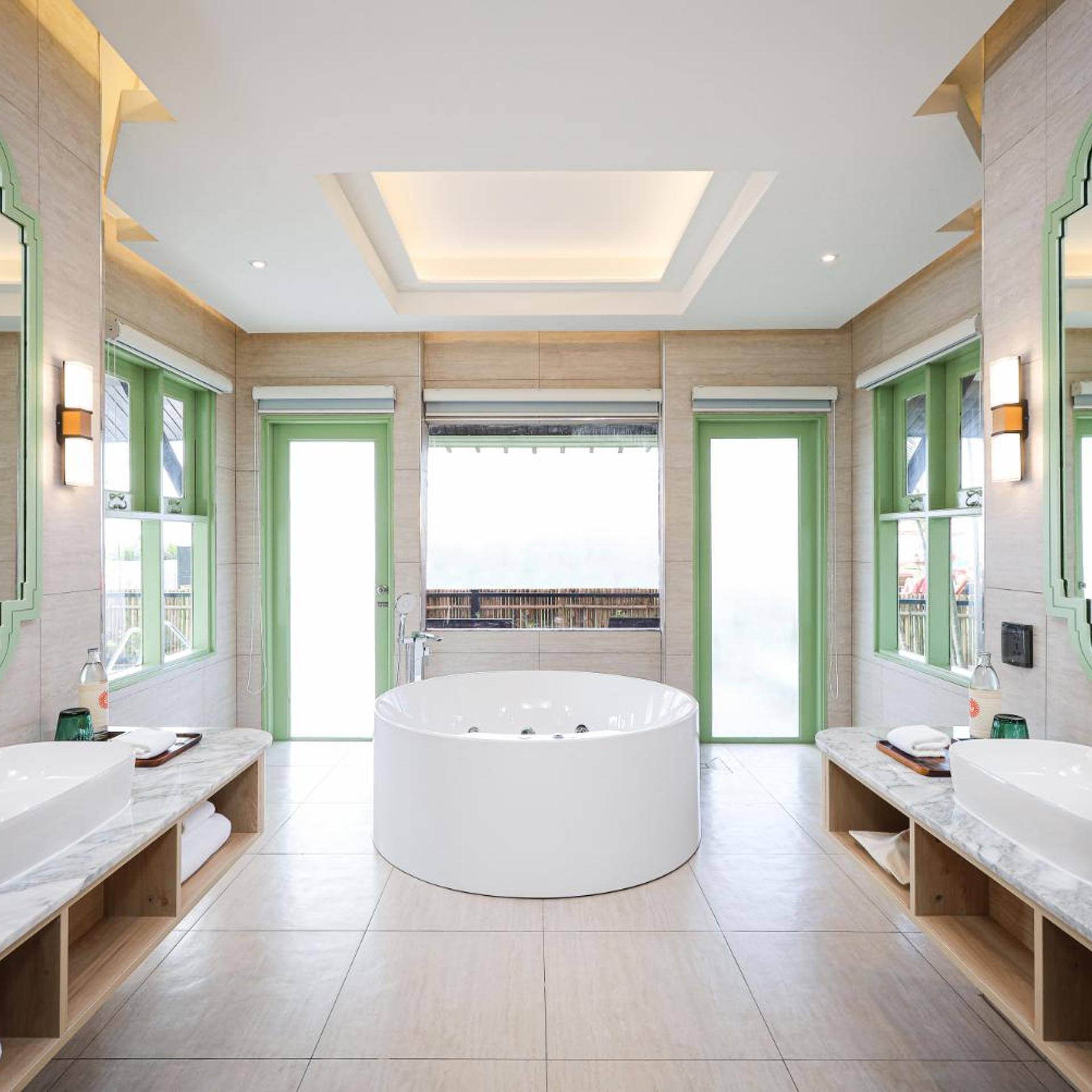 La Solaya Khao Lak 60/60