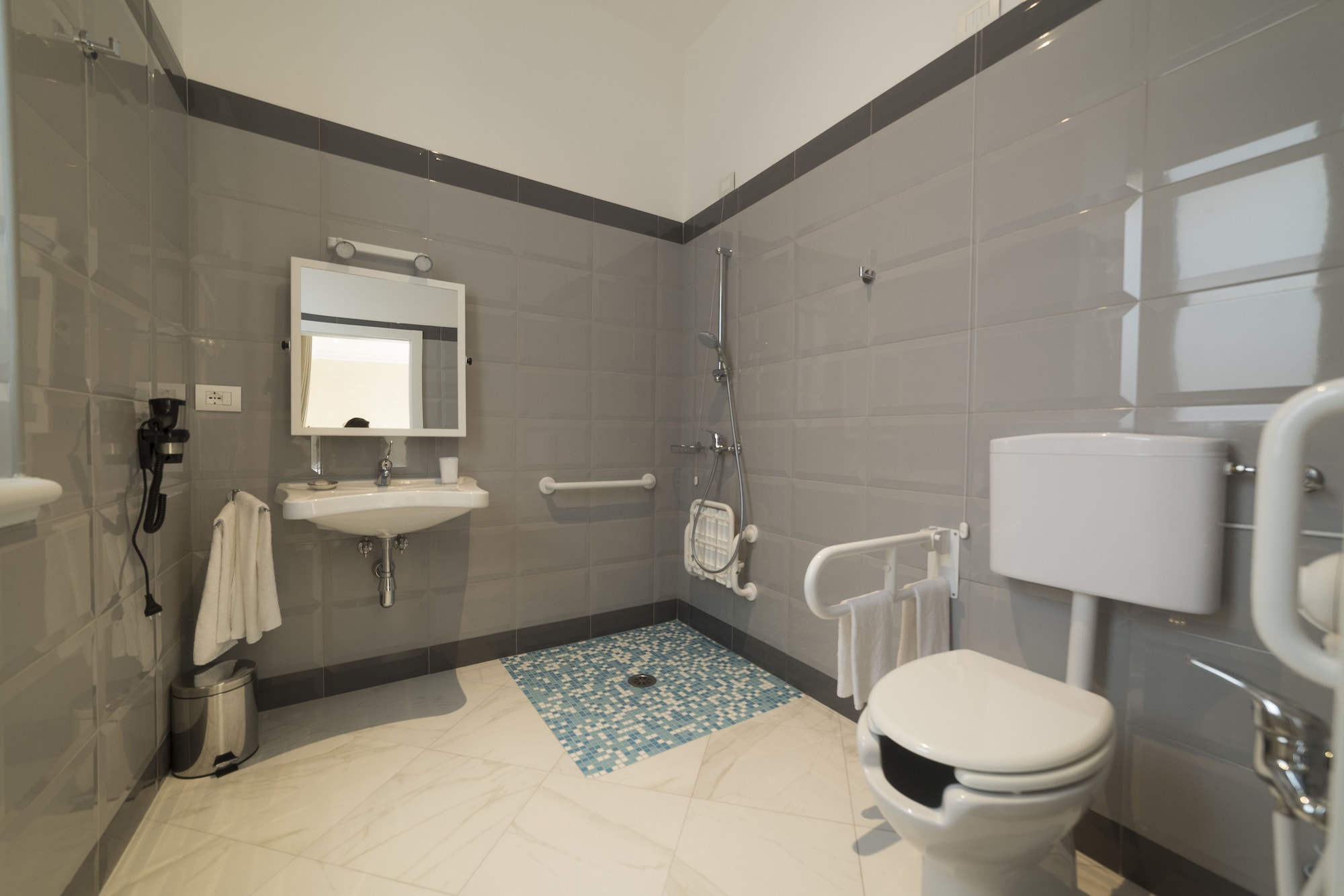 غرفة بسريرين كوين، Hotel Altavilla 2/2