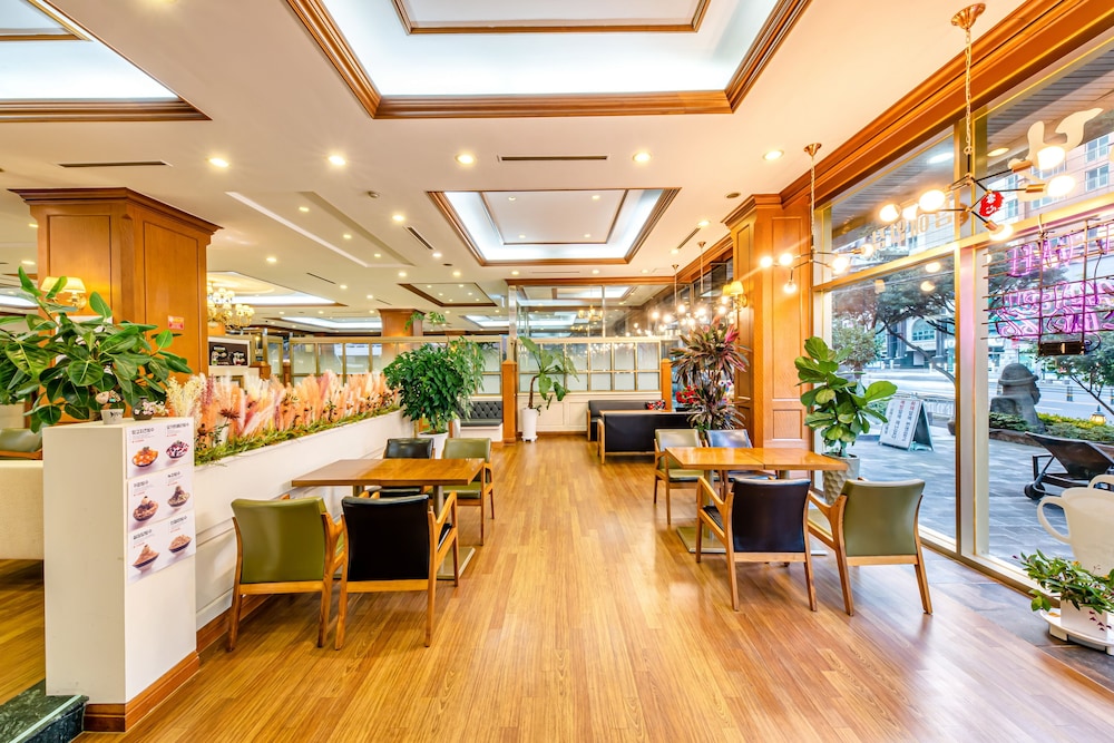 Samhaein Tourist Hotel 31/46