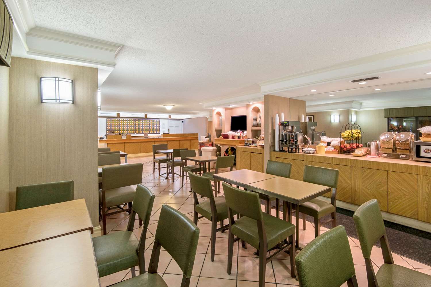 La Quinta Inn San Antonio Market Square 32/43