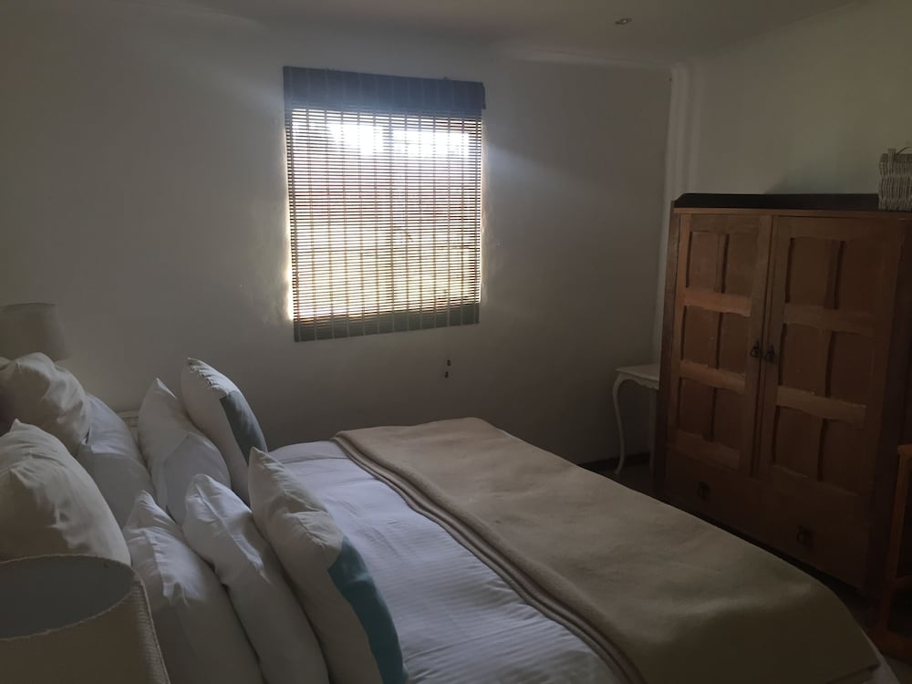 Beacon Vlei Guest Farm 4/40