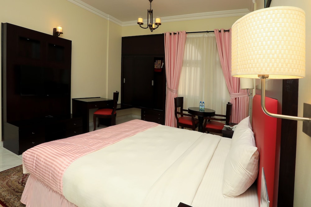 Remas Hotel Suites 13/33