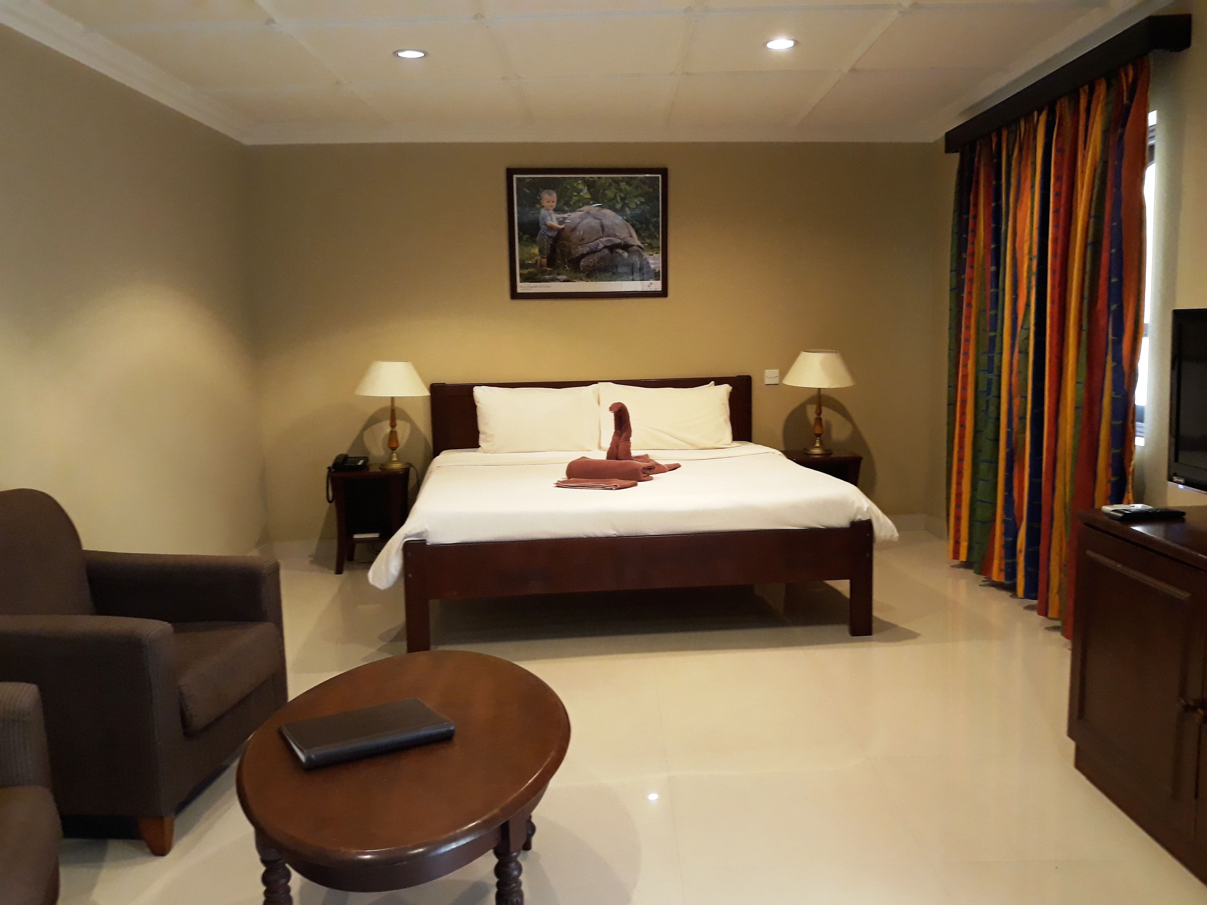 Deluxe, Double Bed