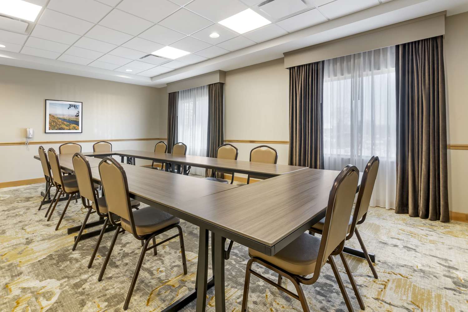 Best Western Plus At La Crescent Event Center 9/11