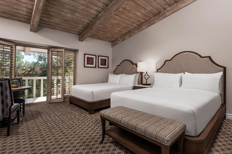 Room, 2 Queen Beds, Resort View