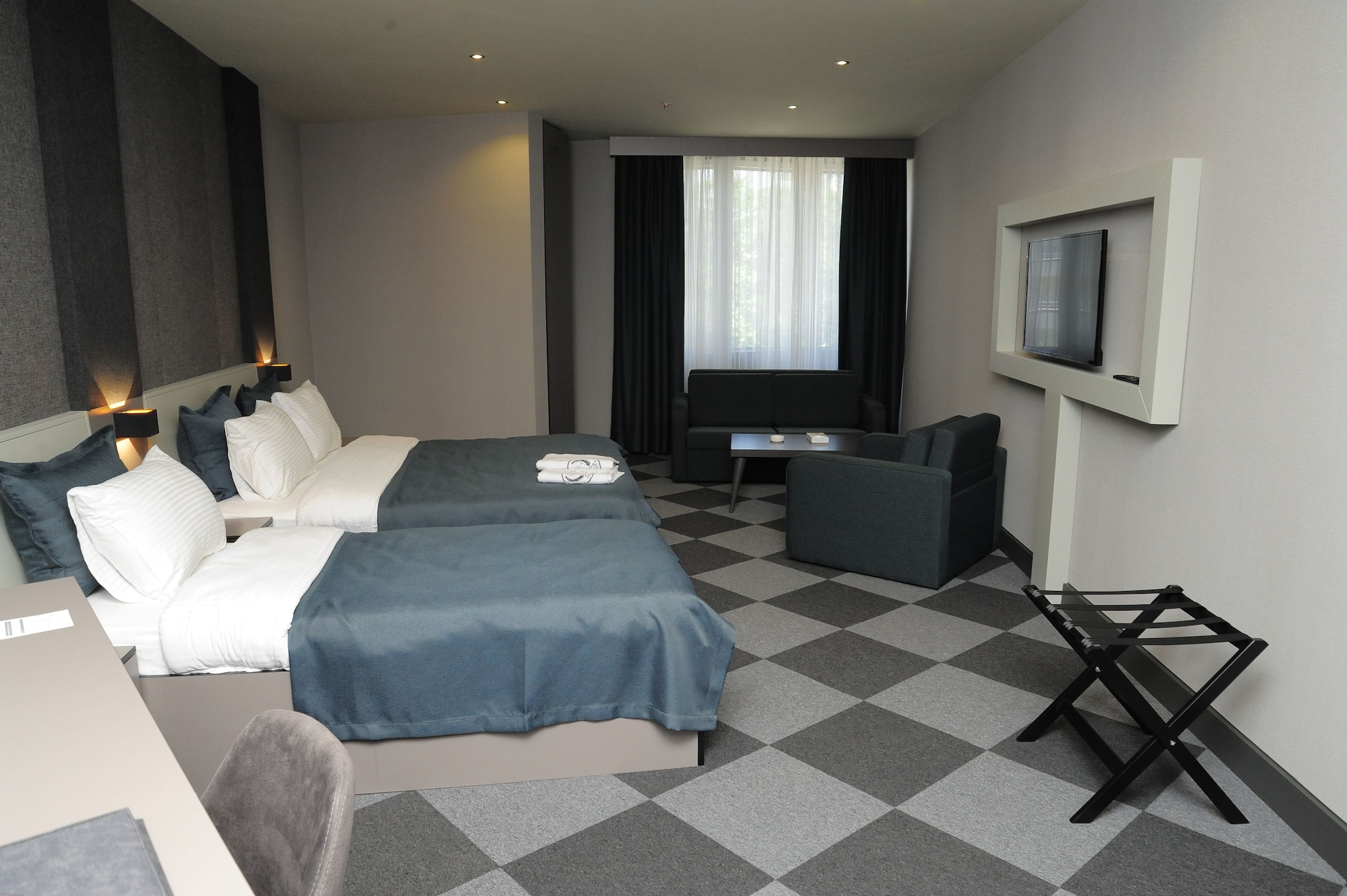 غرفة سوبيريور بسرير كينج وسرير فردي، Tryp By Wyndham Istanbul Sancaktepe 3/10