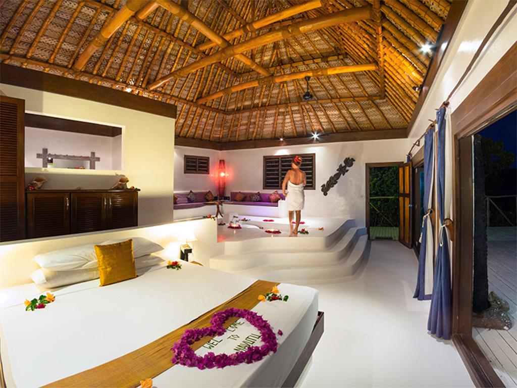 Grand, Beach, Bungalow