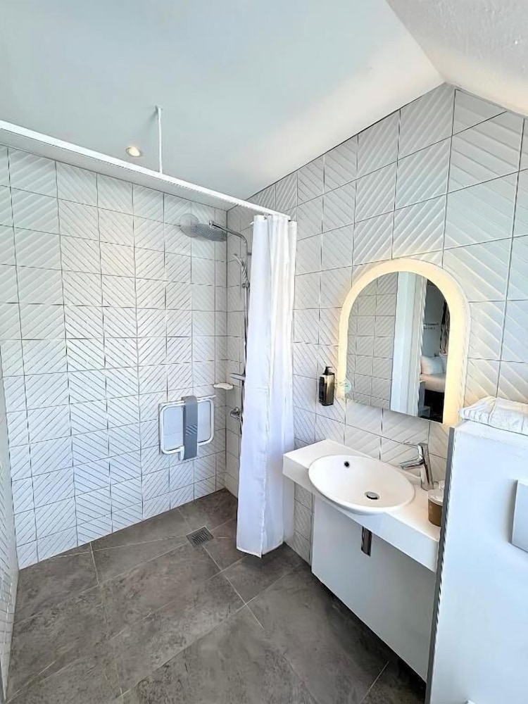 Ibis Styles Sceaux Paris Sud 66/66