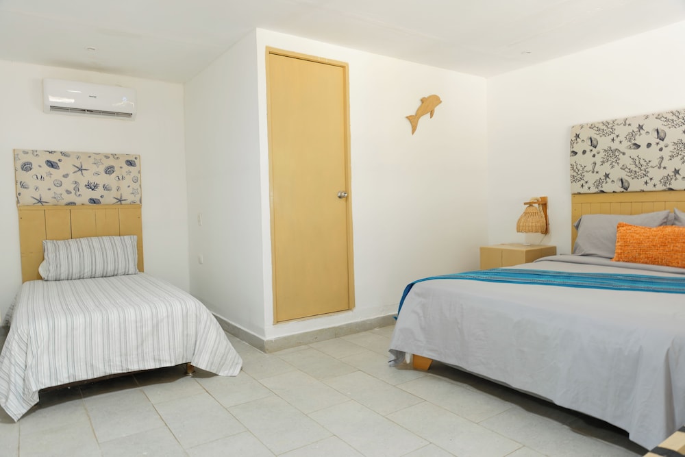 HOTEL ISLA REAL 10/48