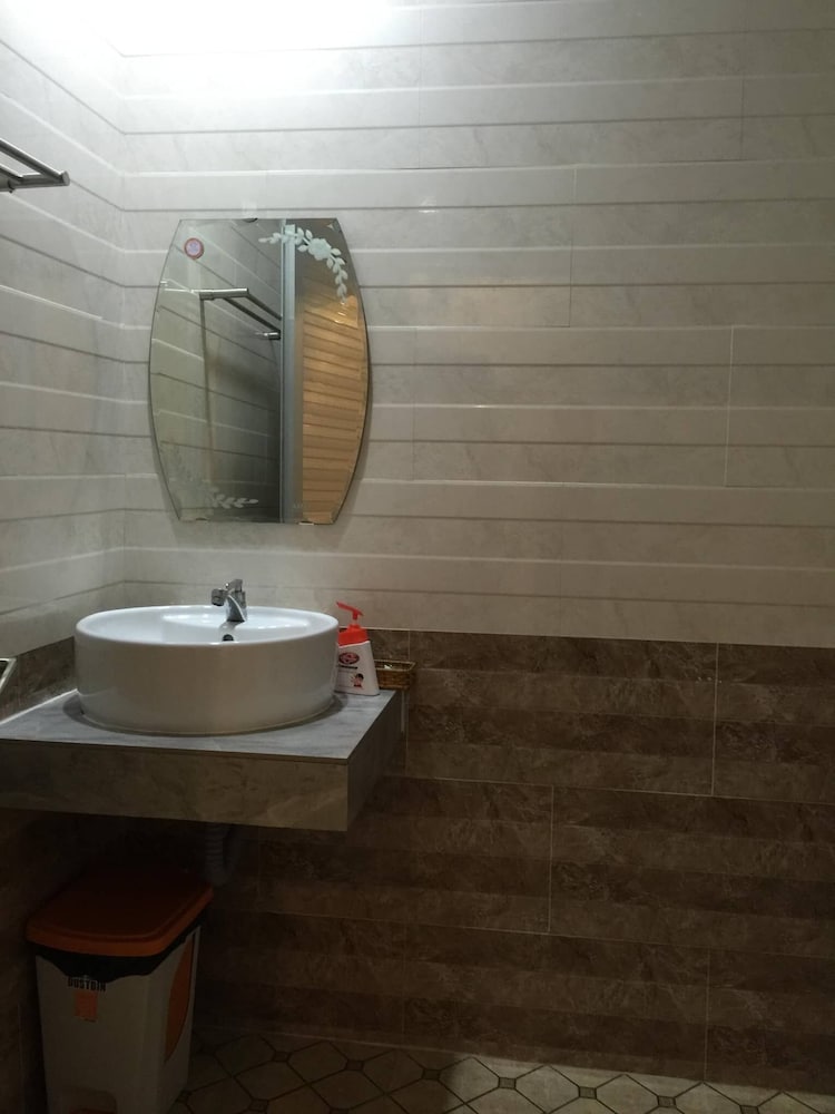 Ngan Giang Guest House 62/65