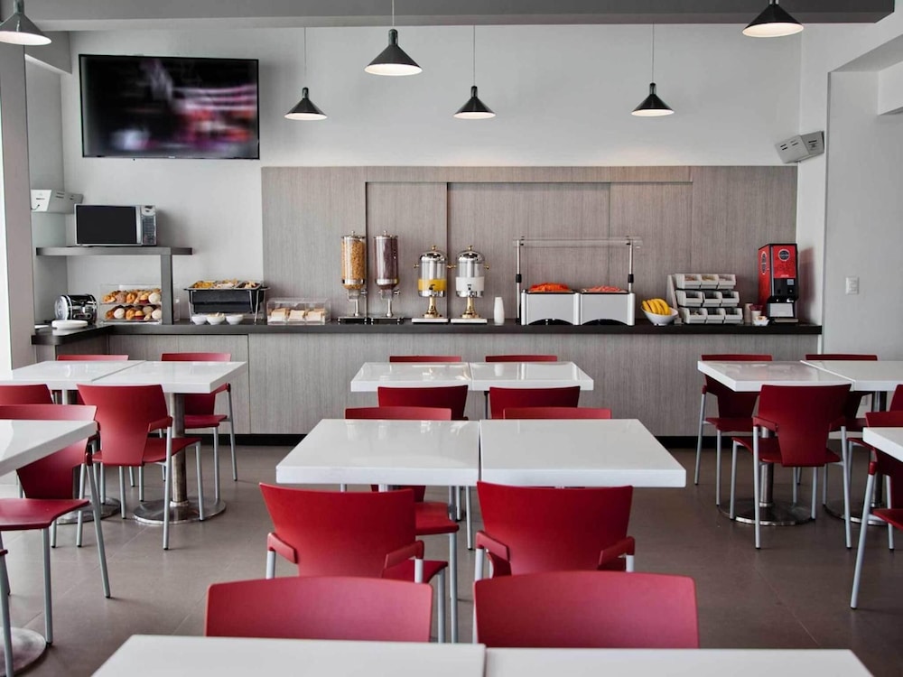 City Express Junior by Marriott Ciudad del Carmen 39/50