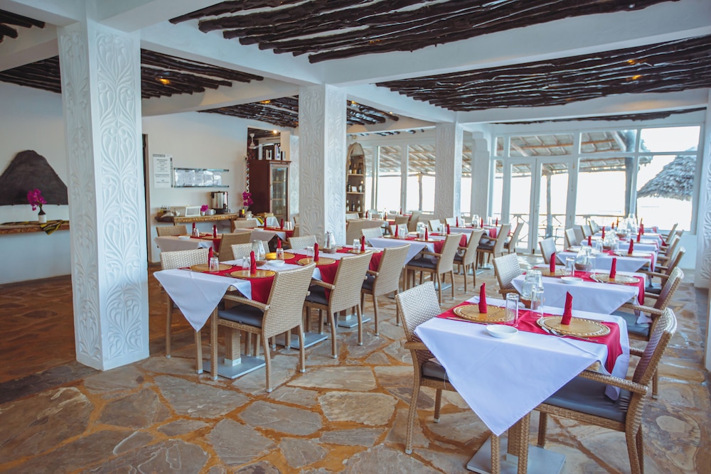 AHG Dreams Bay Beach Hotel - Adults Only 28/45