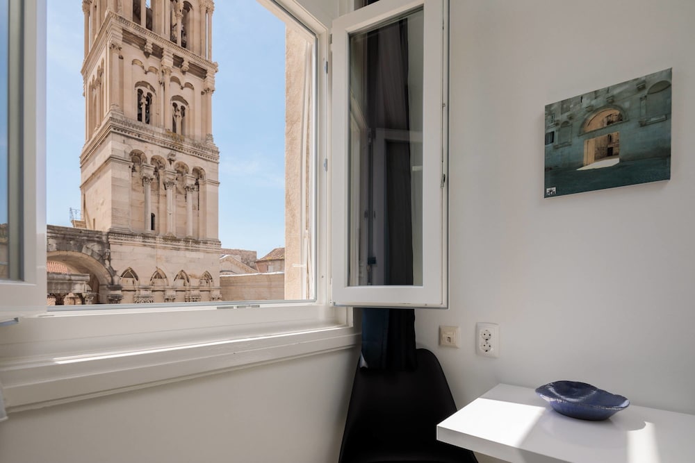 Peristil Luxury Rooms 67/67