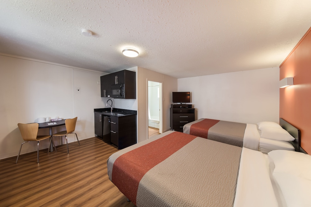 Motel6 Cranbrook, BC 11/47