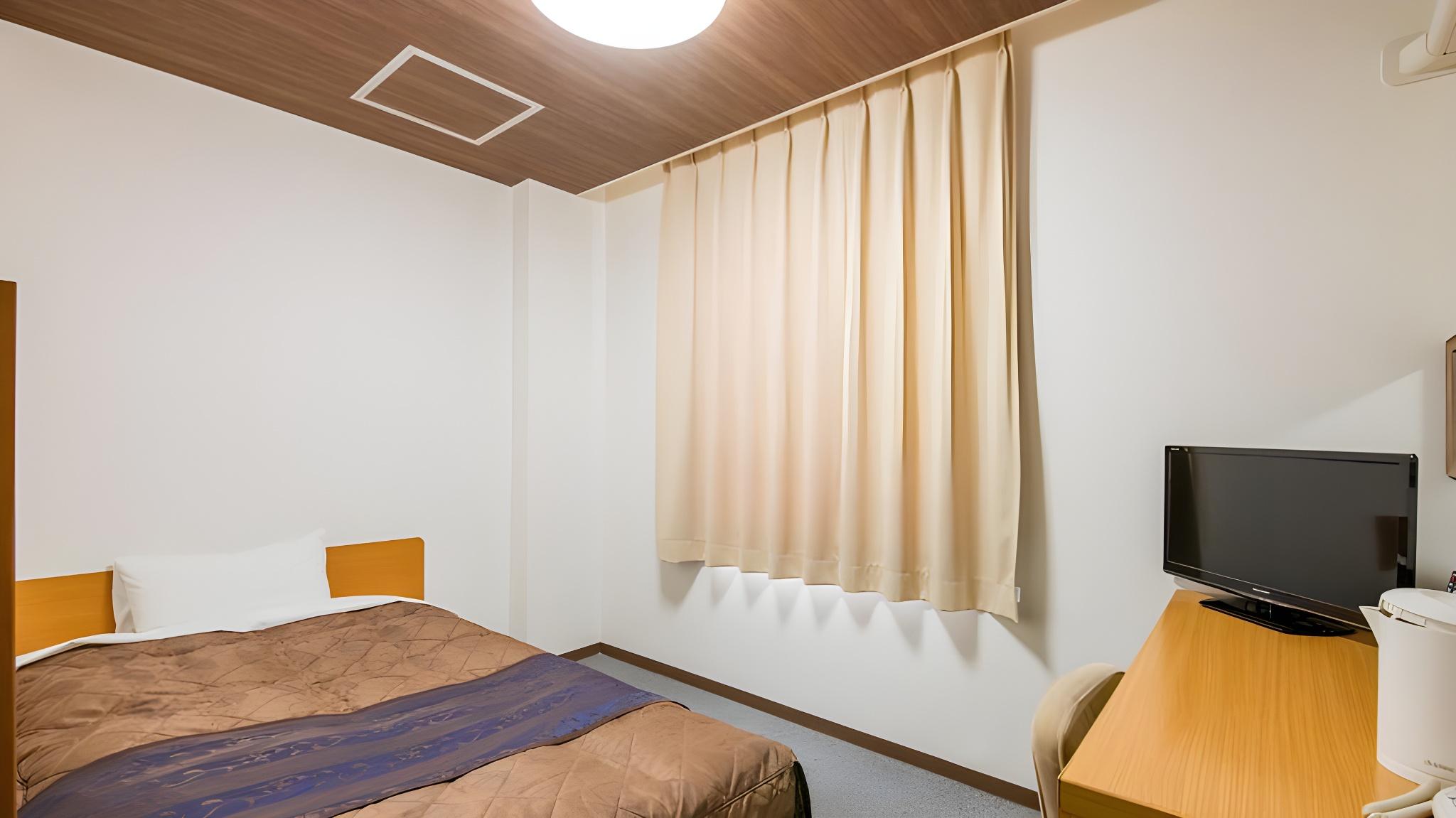 Tower, Single, Bathtub, Main Building