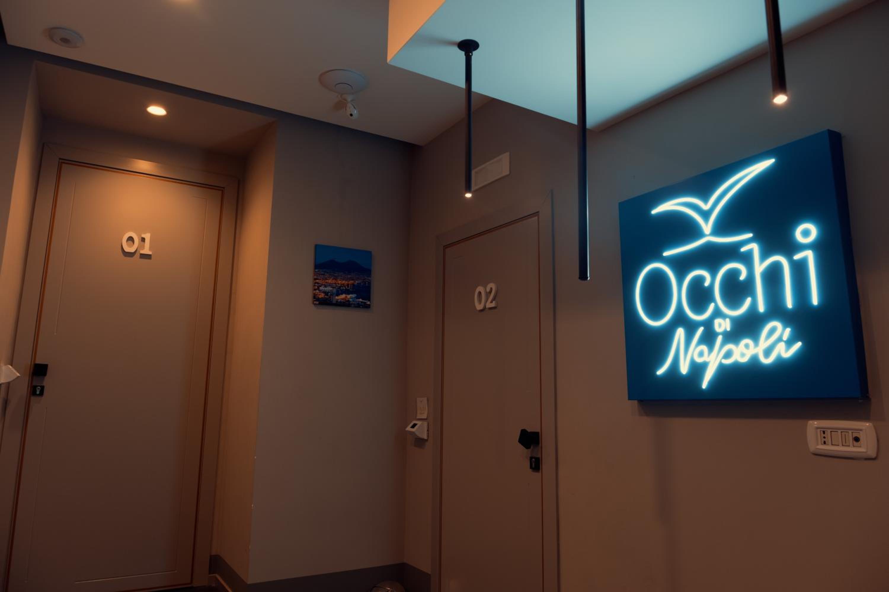 Occhi di Napoli 6/17