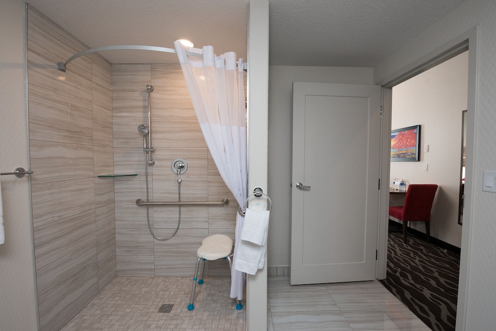 Encore Suites By Service Plus Inns 57/58