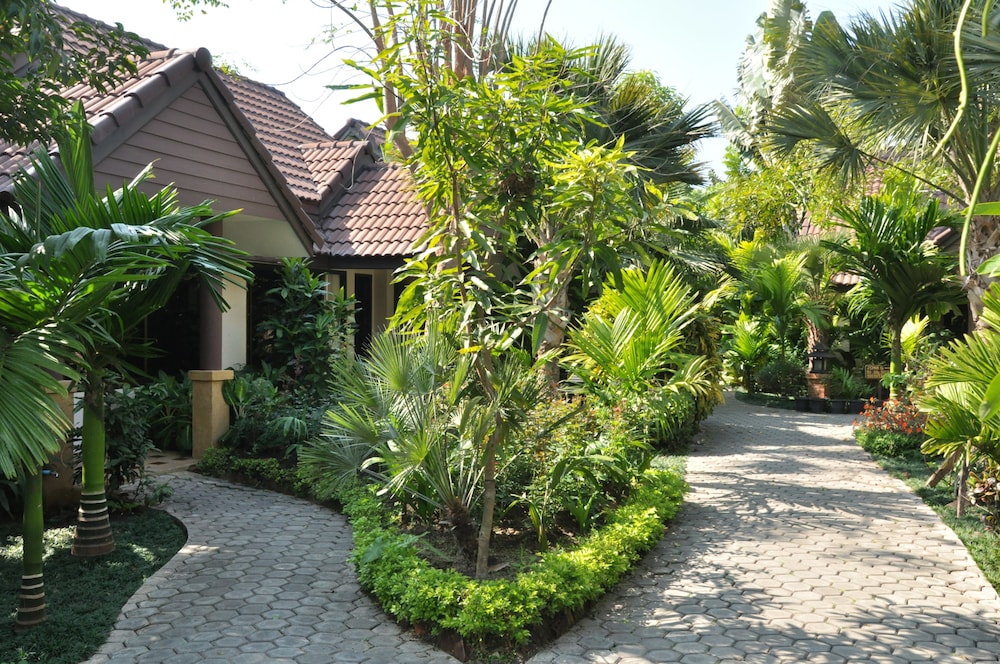 Laluna Resort 31/50