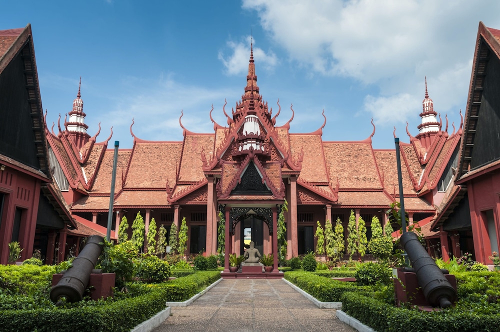 Botum Palace Hotel 54/57