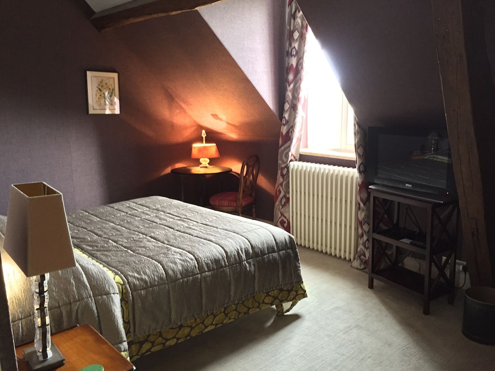 CHATEAU DE FERE HOTEL 12/50